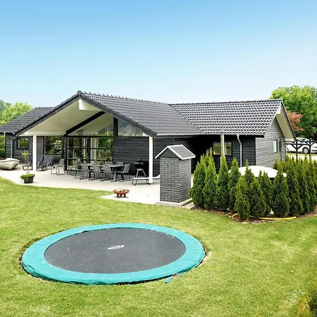 Beautiful Home In Haderslev With Sauna