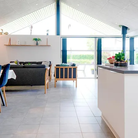 Semesterbostad Beautiful Home In Haderslev With Sauna
